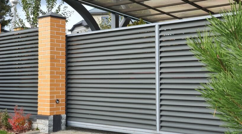 ATLAS Cantilever Driveway Gate – 12–30 ft Width