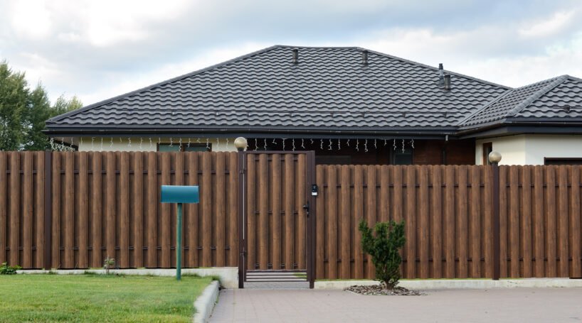 POLO Pedestrian Gate — 3–6 ft Width