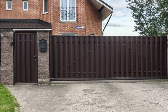 Automated Sliding Driveway Gates — POLO style — 10-30 ft Width Automated Sliding Driveway Gates — POLO style — 10-30 ft Width