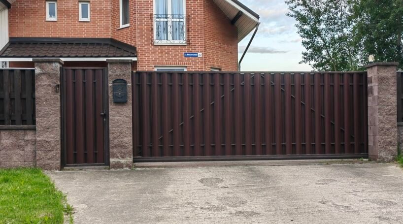 Automatic Sliding Driveway Gates – POLO – 12-30 ft Width
