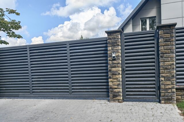 Automated Dual/Single Driveway Gates — ATLAS style — 10-36 ft Width Automated Dual/Single Driveway Gates — ATLAS style — 10-36 ft Width