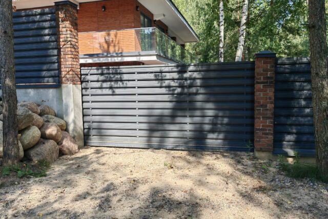 Automated Dual/Single Swing Driveway Gates — TISA style — 10-36 ft Width Automated Dual/Single Swing Driveway Gates — TISA style — 10-36 ft Width