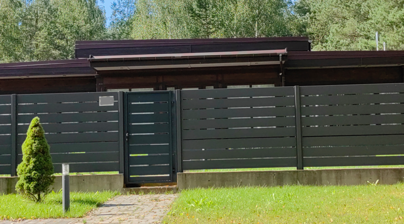 TERRA Pedestrian Gate — 3–6 ft Width