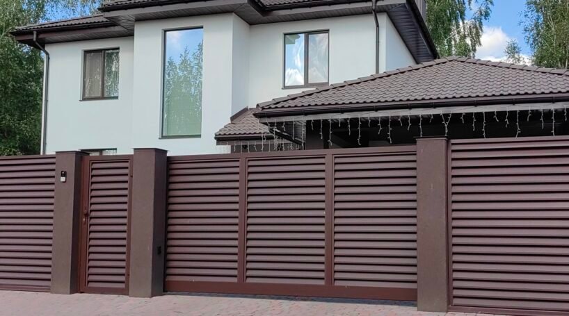 ATLAS Cantilever Driveway Gate – 12–30 ft Width