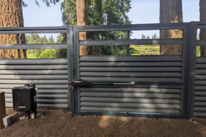 Automatic Swing Gate & Metal Fence in ATLAS Style. Automatic Swing Gate & Metal Fence in ATLAS Style.