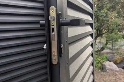 Automatic Swing Gate & Metal Fence in ATLAS Style. Automatic Swing Gate & Metal Fence in ATLAS Style.