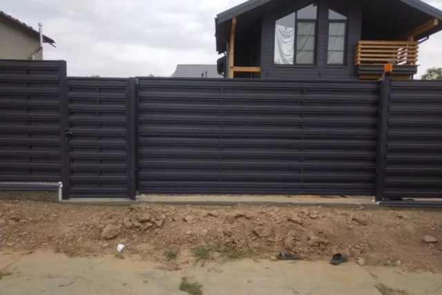 Automated Dual/Single Swing Driveway Gates — TISA style — 10-36 ft Width Automated Dual/Single Swing Driveway Gates — TISA style — 10-36 ft Width