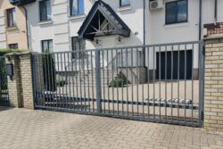 Automated Dual/Single Swing Driveway Gates — IRON style — 10-36 ft Width Automated Dual/Single Swing Driveway Gates — IRON style — 10-36 ft Width