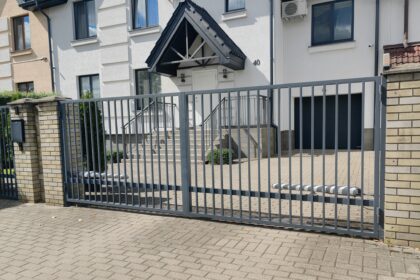Automated Dual/Single Swing Driveway Gates — IRON style — 10-36 ft Width