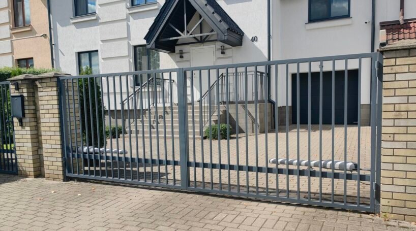 Automatic Swing Driveway Gates — IRON — 10-30 ft Width