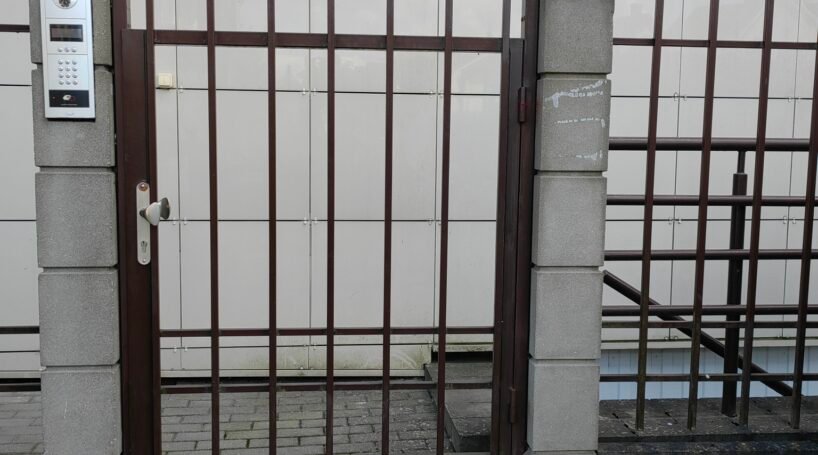 IRON Pedestrian Gate — 3–6 ft Width