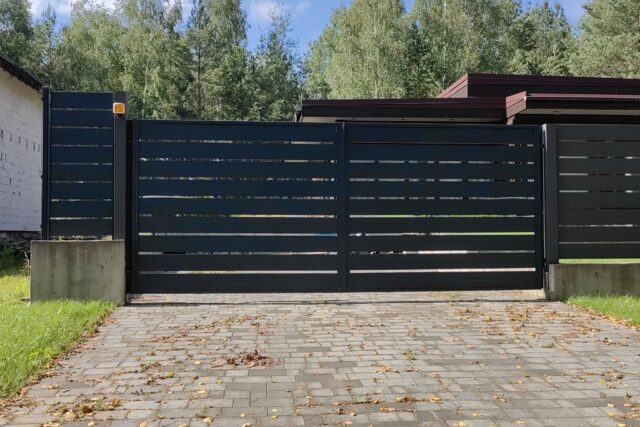 Electric Cantilever Gate and Metal Fence in TERRA Style.