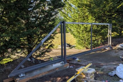 ATLAS Style Cantilever gate, Keypad, Gate Lighting. ATLAS Style Cantilever gate, Keypad, Gate Lighting.