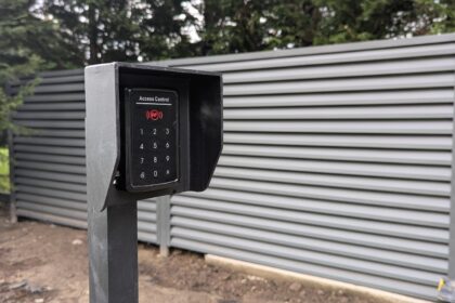 ATLAS Style Cantilever gate, Keypad, Gate Lighting. ATLAS Style Cantilever gate, Keypad, Gate Lighting.