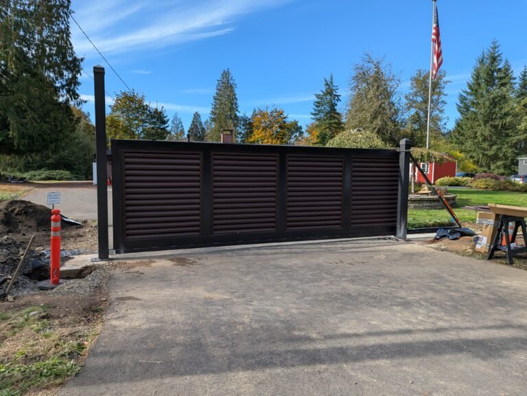Cantilever driveway gate installation in King County, WA