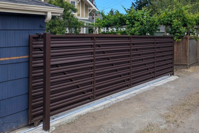 Seattle WA - Sliding Gate in Seattle, WA | TISA Style