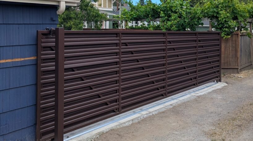 Seattle WA - Sliding Gate in Seattle, WA | TISA Style